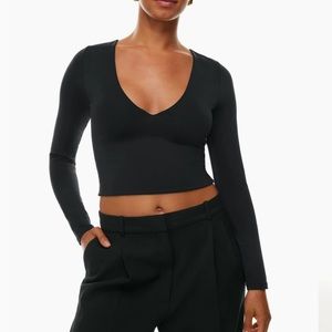 Aritzia Contour V Neck Long Sleeve